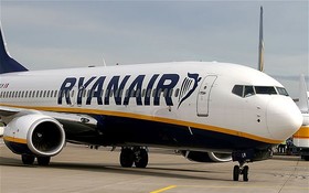 Самолет Ryanair