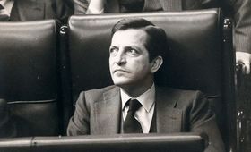 Адольфо Суарес